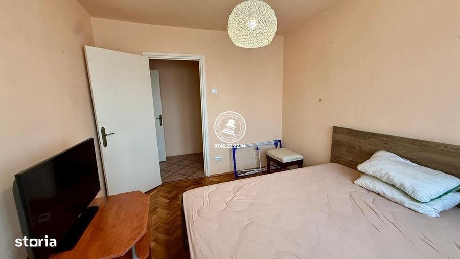 Apartament cu 3 camere decomandat în Alexandru cel Bun