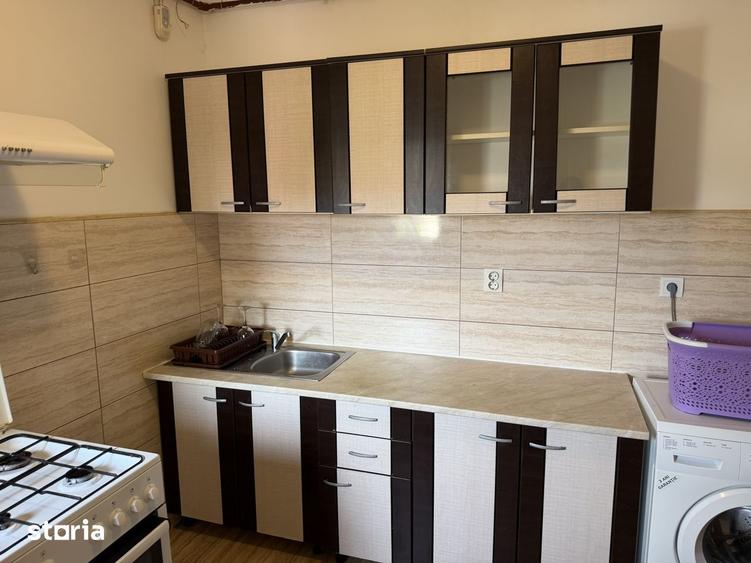 Apartament cu 2 camere, mobilat în Vasile Aaron