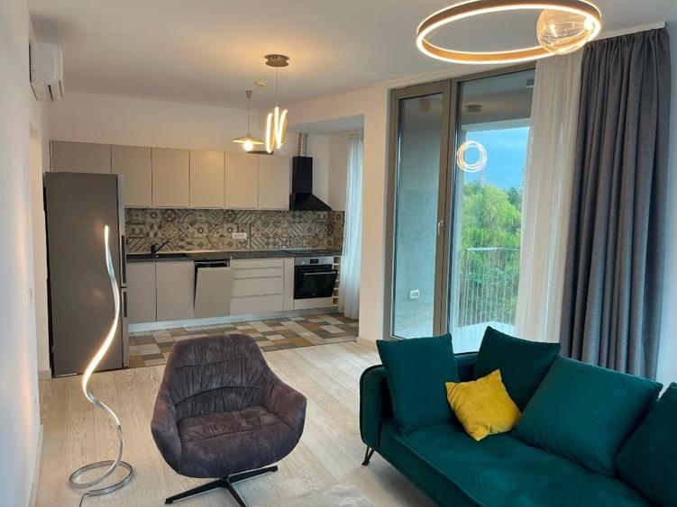 Apartament cu 3 camere decomandat în Take Ionescu