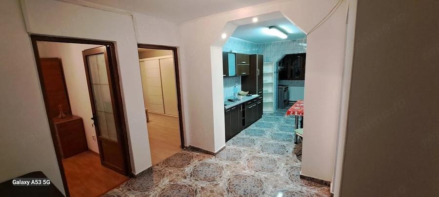 Garsonieră decomandată în Rahova