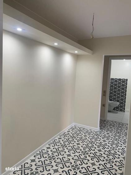 Apartament cu 3 camere decomandat în Girocului