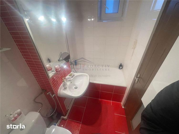 Apartament cu 3 camere decomandat în George Enescu