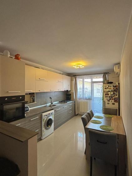 Apartament cu 2 camere decomandat în Florești