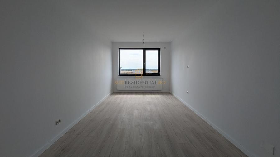 Apartament cu 3 camere semidecomandat în Berceni