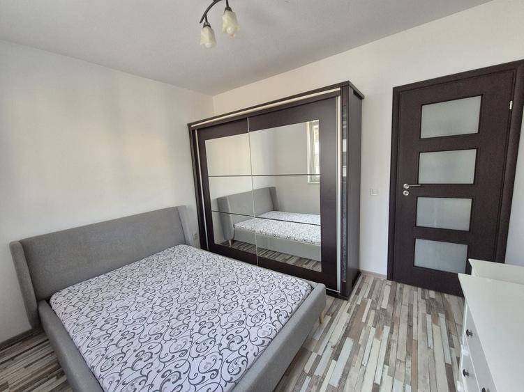 Apartament cu 2 camere decomandat în Sud