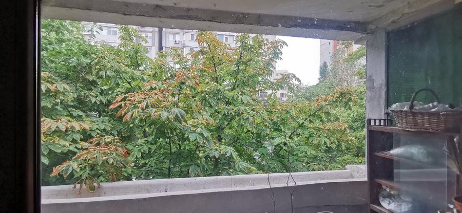 Apartament cu 3 camere decomandat în Mazepa 1