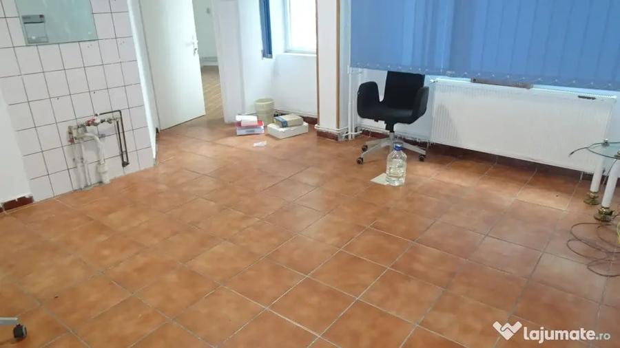 Spațiu comercial, de 70 mp, în Ultracentral
