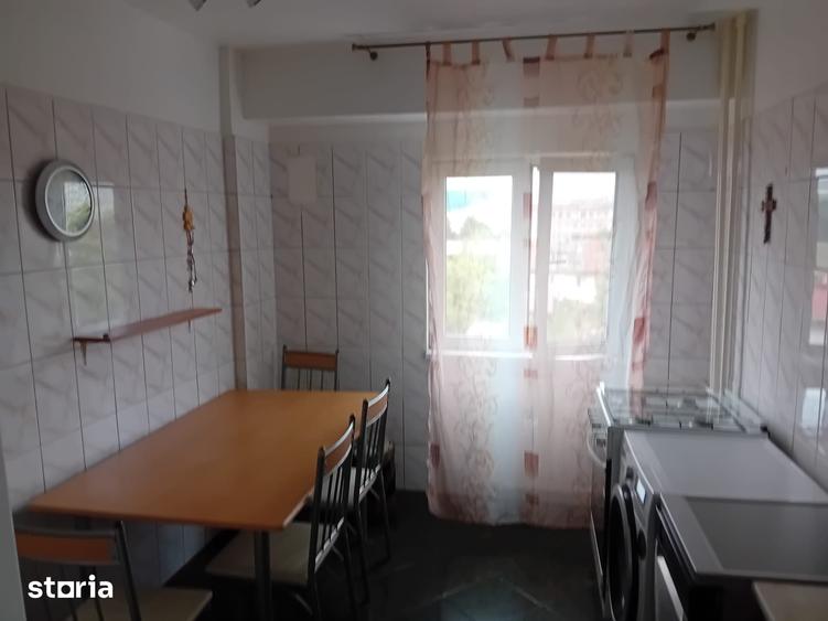 Apartament cu 2 camere decomandat în Rahova