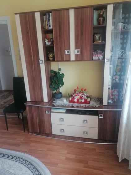 Apartament cu 2 camere decomandat în Lazaret