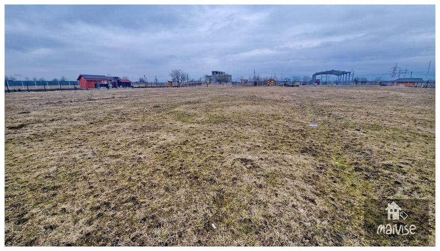 Teren agricol intravilan de 2300 mp, în Sânpetru