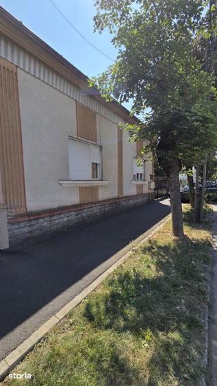 Casă cu 2 camere cu Teren 852 Mp în 14 Mai