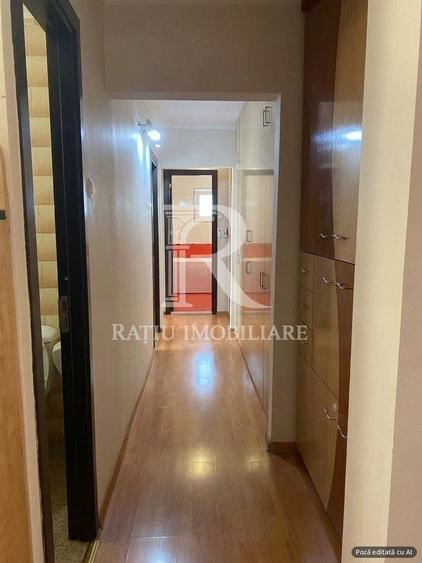 Apartament cu 3 camere decomandat, mobilat în Nufărul
