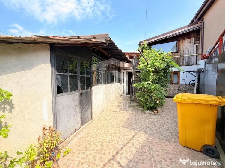 Casă cu 4 camere cu Teren 160 Mp în Alexandriei