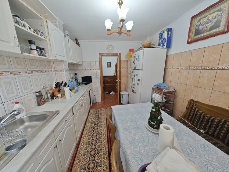 Apartament cu 4 camere în Central