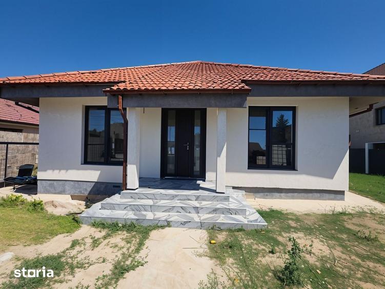 Casă cu 4 camere cu Teren 609 Mp în Central