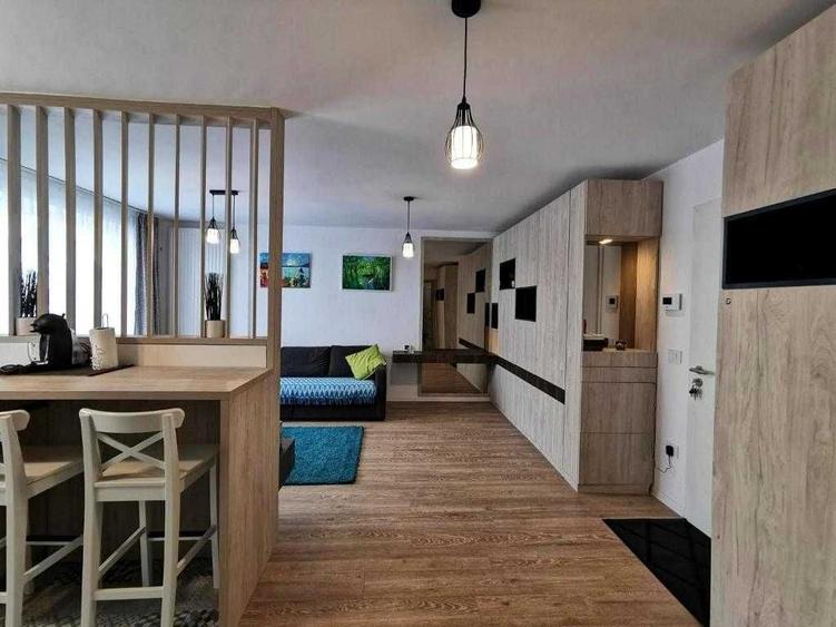 Apartament cu 2 camere decomandat în Exterior Vest
