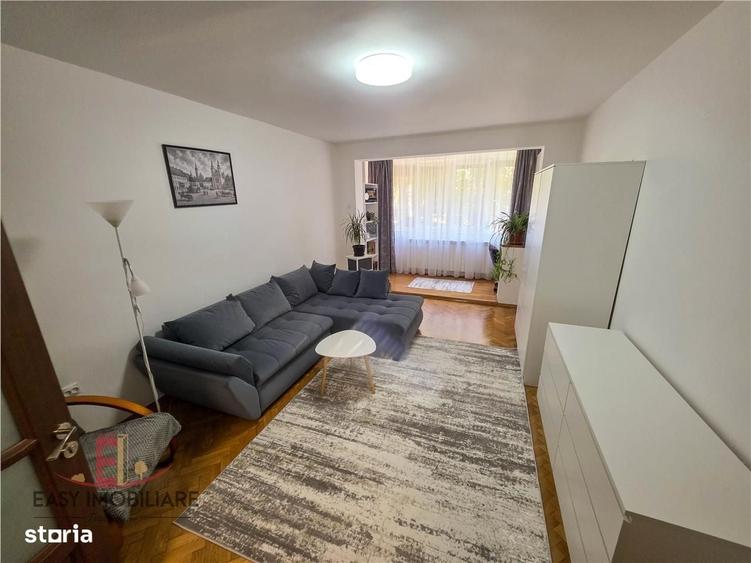 Apartament cu 2 camere decomandat în Aleea Carpați