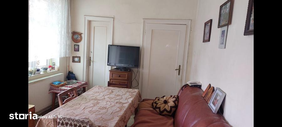 Casă cu 3 camere cu Teren 670 Mp în Elisabetin