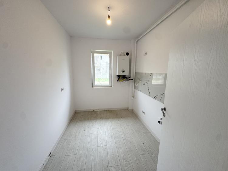 Apartament cu 2 camere decomandat în Giroc