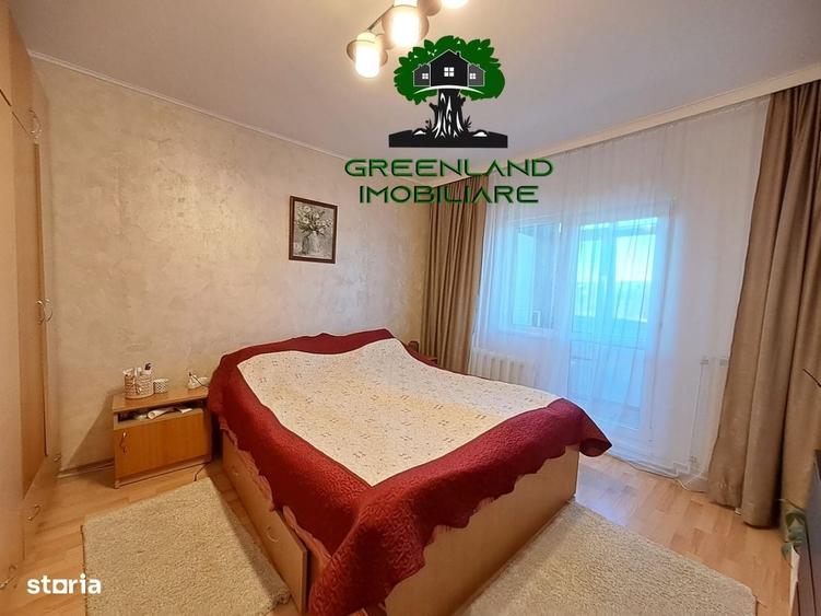 Apartament cu 3 camere decomandat în Lunca Cetățuii