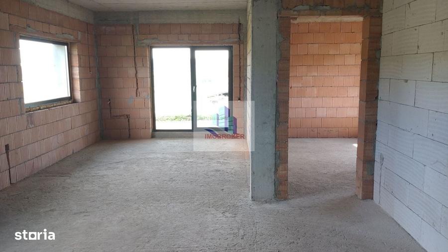 Casă cu 3 camere în Săliște