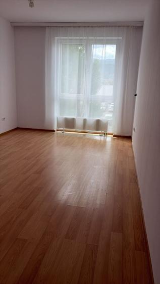 Apartament cu 3 camere decomandat în Avantgarden