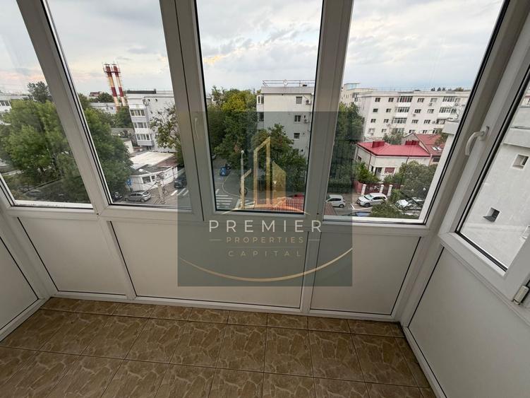 Apartament cu 4 camere decomandat, mobilat în Băneasa