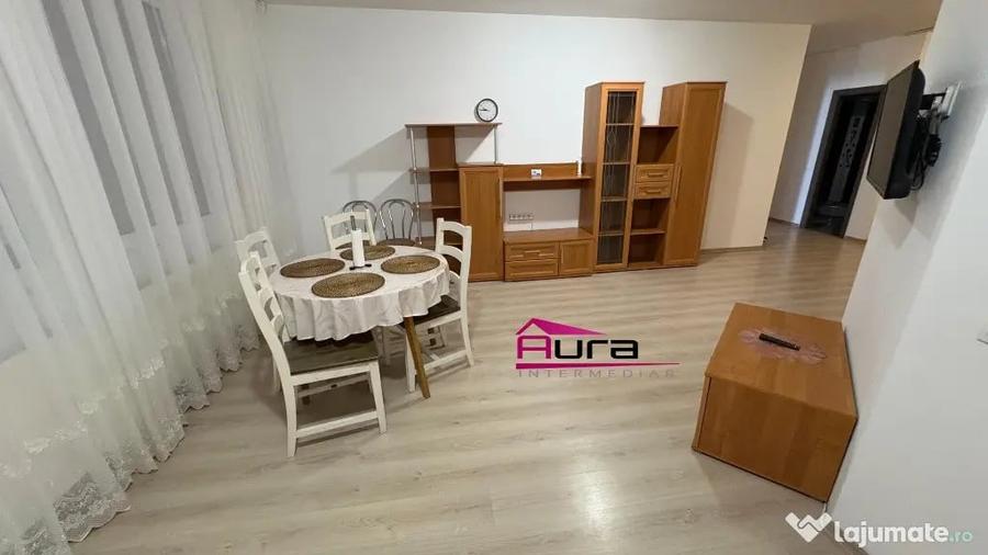 Apartament cu 3 camere decomandat în E3