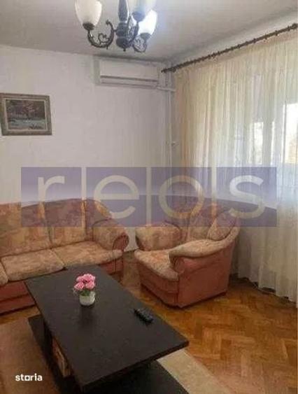 Apartament cu 3 camere semidecomandat în Drumul Taberei