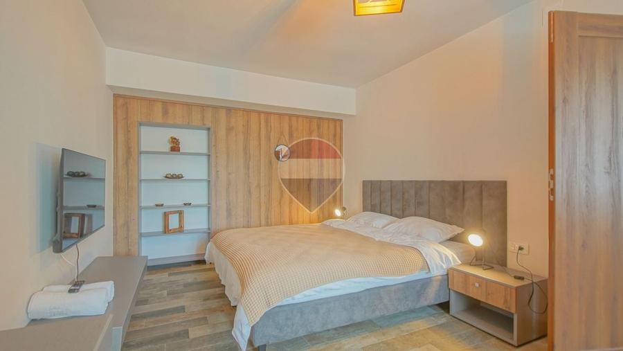 Casă individuală cu 8 camere cu Piscina în Baciu