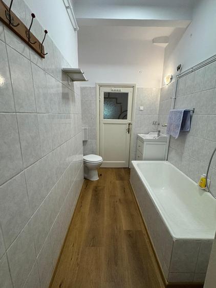 Apartament cu 5 camere în Dorobanți