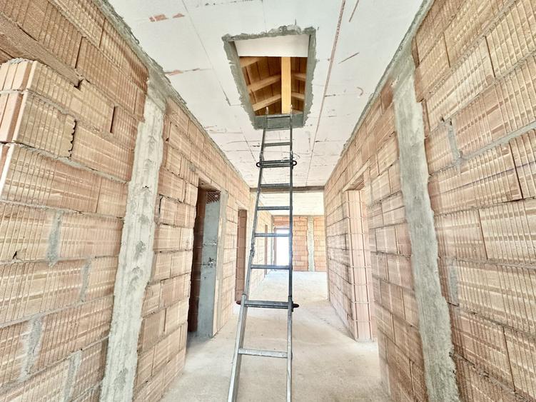 Casă individuală cu 4 camere cu Teren 530 Mp în Giroc