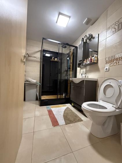 Apartament cu 3 camere în Petrești