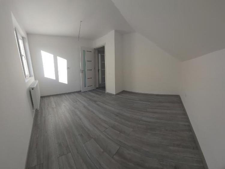 Casă cu 4 camere cu Teren 237 Mp în Central