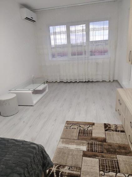 Garsonieră decomandată în Ozana