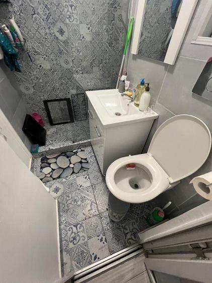 Apartament cu 2 camere decomandat în Titan