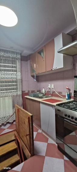 Apartament cu 2 camere semidecomandat în Micro 3