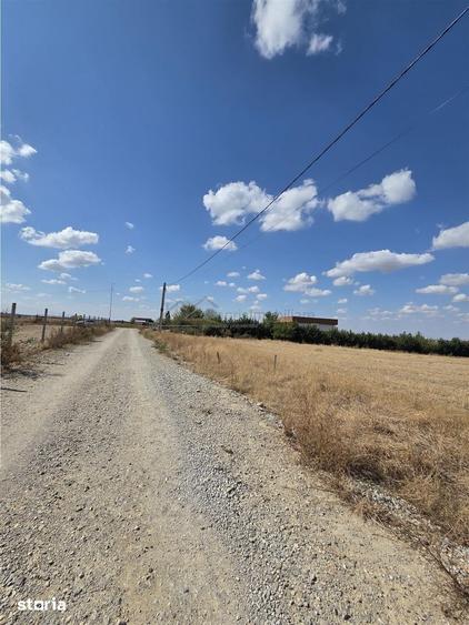 Teren de 2374 mp, în Oșorhei