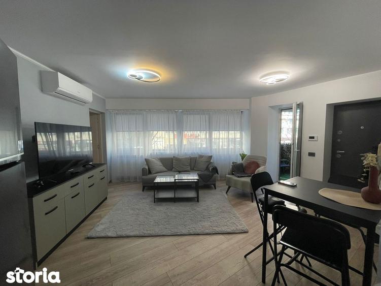 Apartament cu 3 camere decomandat, mobilat în Berceni