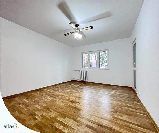 Apartament cu 2 camere decomandat în Nicolina