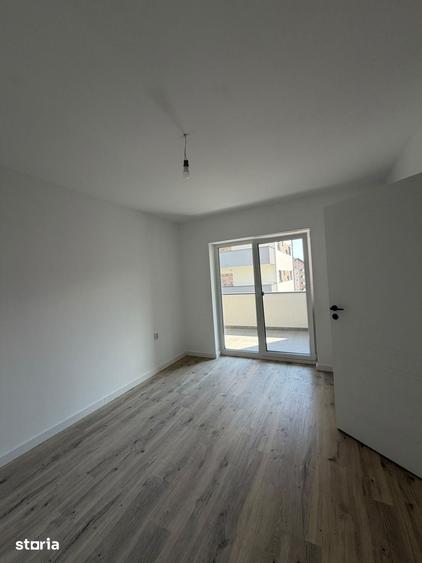 Apartament cu 3 camere în Florești