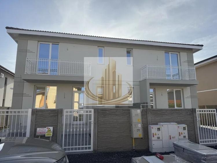Duplex cu 4 camere cu Canalizare în Giroc