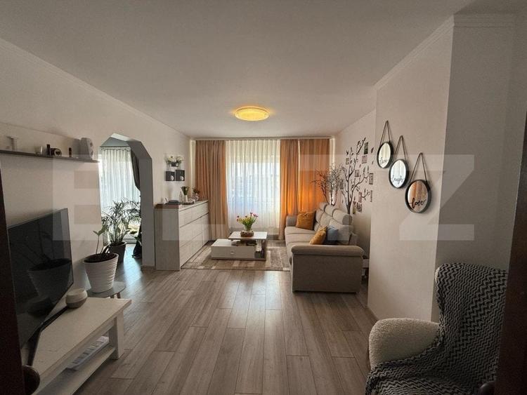 Apartament cu 4 camere decomandat, mobilat în Carpați 1
