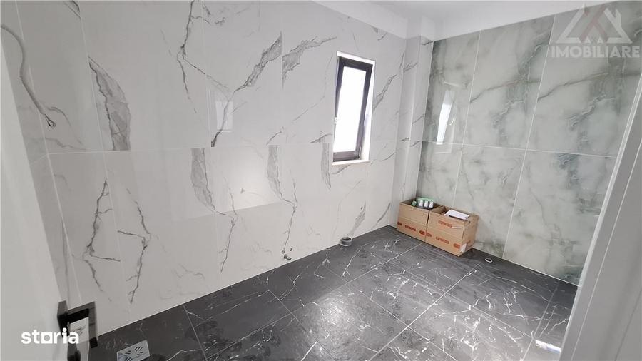 Casă cu 4 camere în Uricani