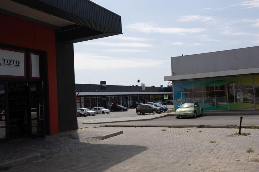 Spațiu comercial, de 600 mp, în Central