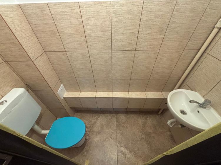 Apartament cu 3 camere semidecomandat, mobilat în Brâncoveanu