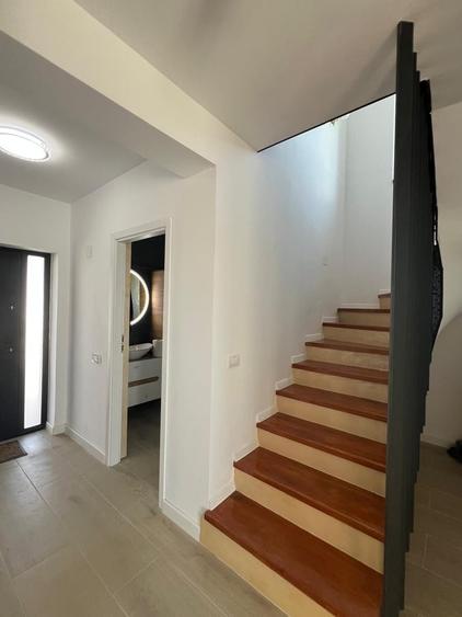 Casă cu 4 camere cu Teren 500 Mp în Ciorogârla
