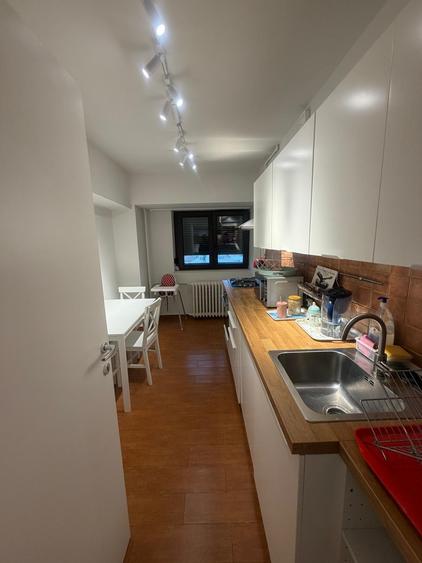 Apartament cu 4 camere decomandat, mobilat în Unirii