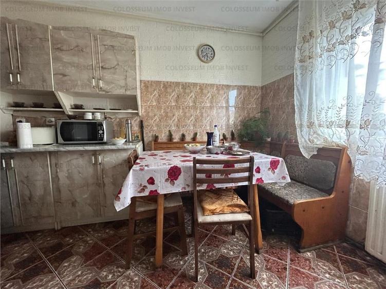 Apartament decomandat, 3 camere, 2 bai, 2 balcoane, spatios, zona Noua - 8