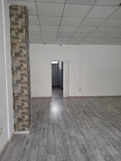 Spațiu comercial, de 78 mp, în Central